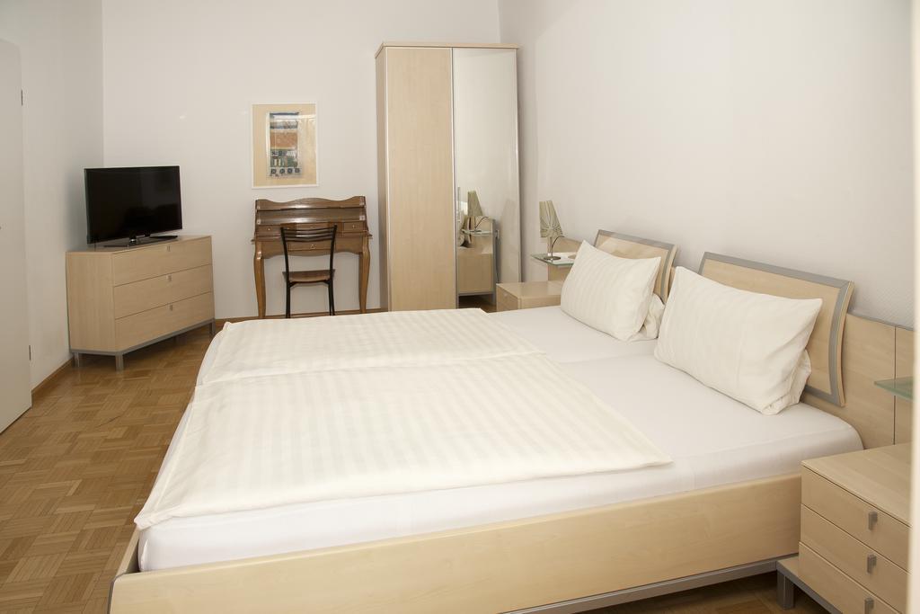 Hotel Zum Hirsch Bad Säckingen Esterno foto